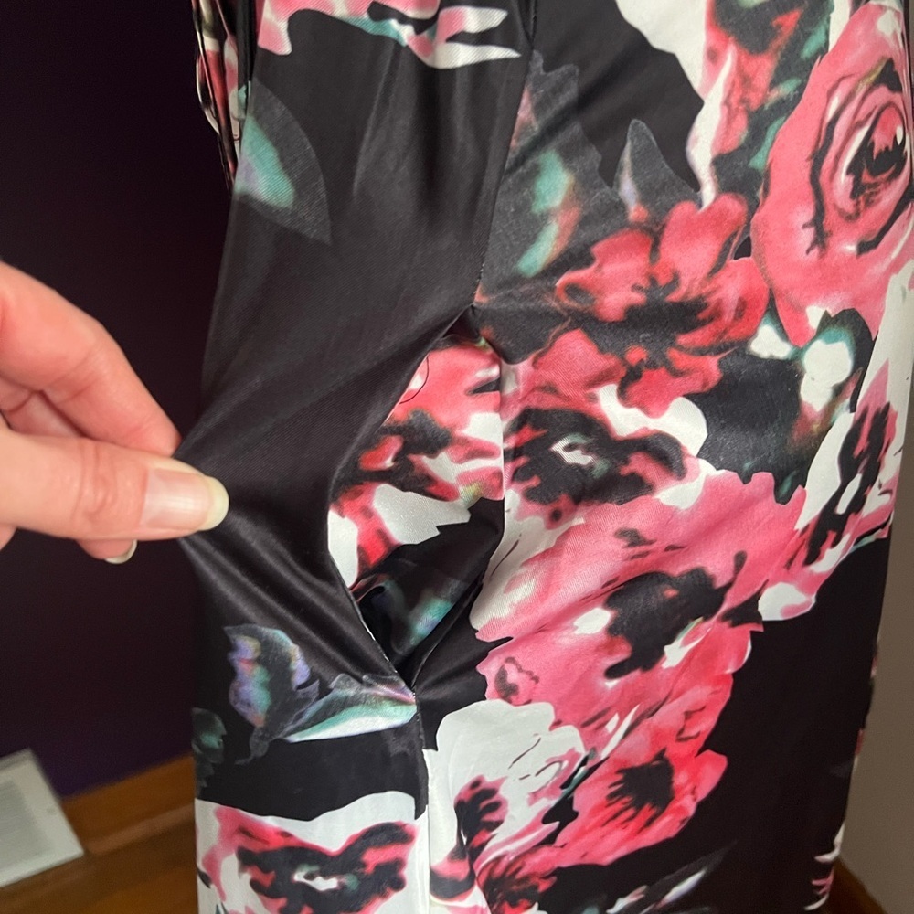 7 for $30 Styleword Sleeveless Floral Print Dress - Picture 6 of 10